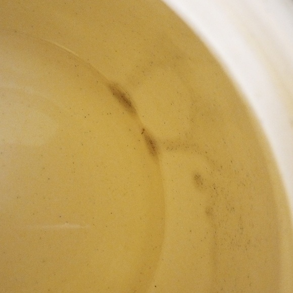 Vtg Strawberry & Floral Ceramic Canister or Cookie Jar w/ Handles. Cream, Red - Picture 7 of 8